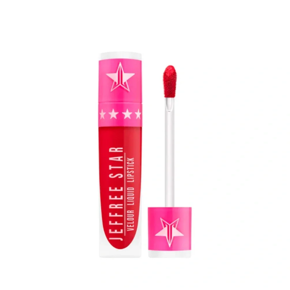 JEFREE STAR VELOUR LIQUID LIPSTICK REDRUM AND MORPHY LIP LINER IN VERY CHERRY